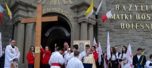 Symbole ŚDM przybyły do diecezji tarnowskiej - VIDEO