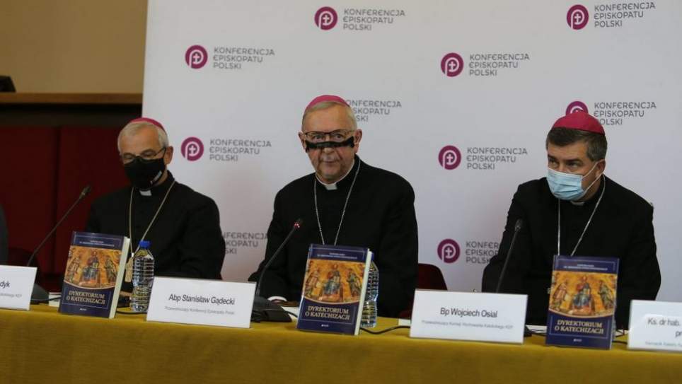 Przewodniczący Episkopatu: Musimy docenić dwie godziny religii w szkole    