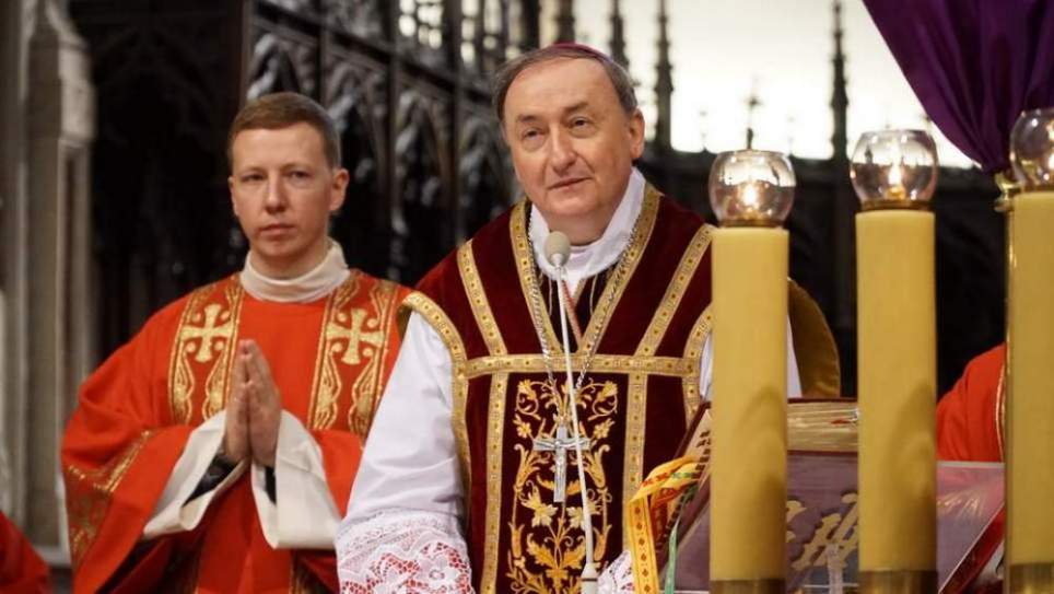Zarządzenie Biskupa Tarnowskiego w sprawie celebracji nabożeństw [20.04.2020)