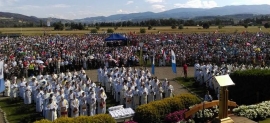 Wszyscy uczestnicy Tygodnia Misyjnego modlili się przy Papieskim Ołtarzu
