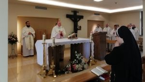 Biskup Andrzej Jeż na odpuście w Centrum Formacji Misyjnej w Warszawie